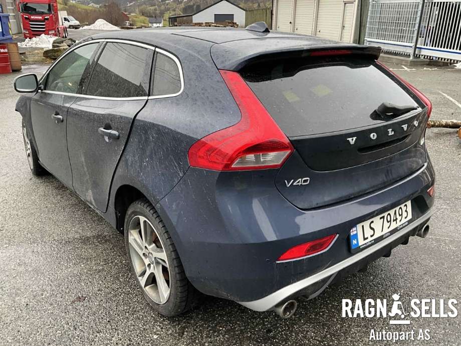 Volvo V40 2012-2019 , Motorkode: D5204T6, Girkassekode: TF-80SD