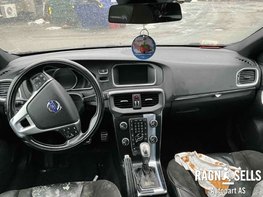 Volvo V40 2012-2019 , Motorkode: D5204T6, Girkassekode: TF-80SD
