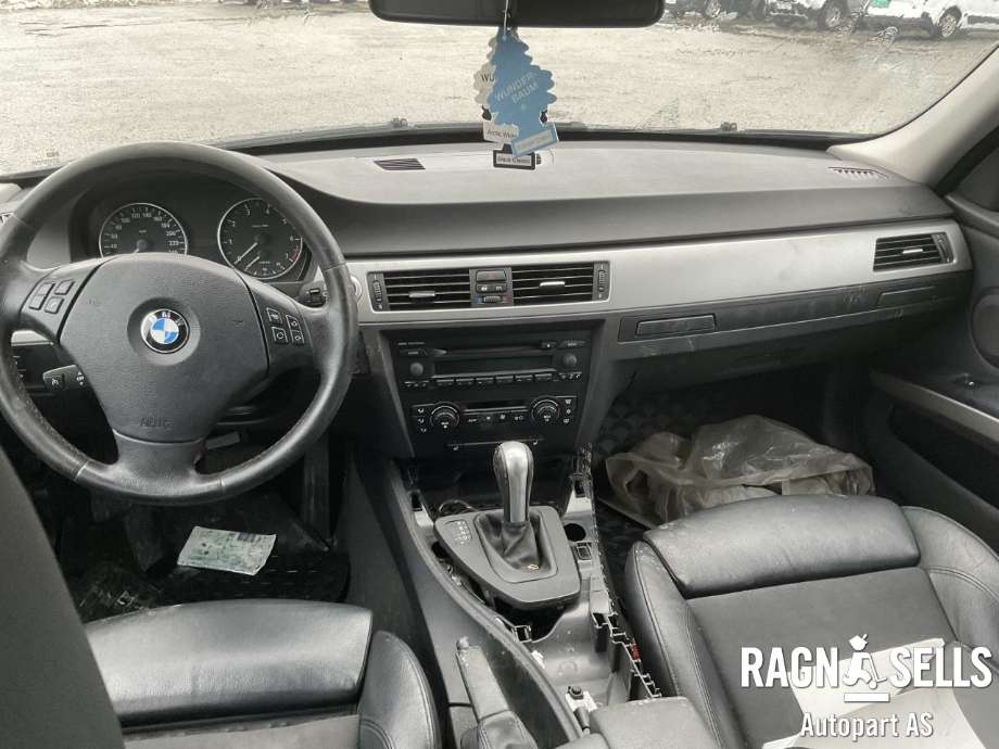 BMW 3-Serie 2005-2011 (E90/E91/E92/E93) (E90/E91/E92/E93), Motorkode: N46B20B, Girkassekode: 24 00 7 556 041
