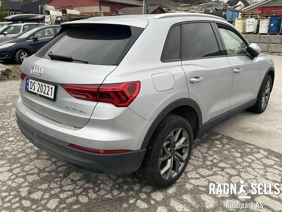 Audi Q3 2019-->> (Type II) , Motorkode: DGE|N/A, Girkassekode: UCY