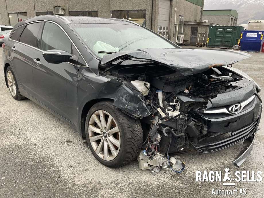 Hyundai i40 2012-2017 , Motorkode: D4FD, Girkassekode: 430003D020