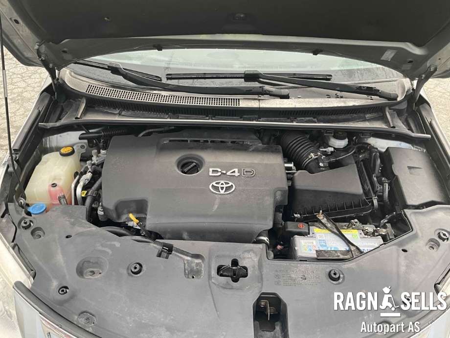 Toyota Avensis 2009-2015 (Type III, Fase 1) , Motorkode: 1AD-FTV, Girkassekode: 