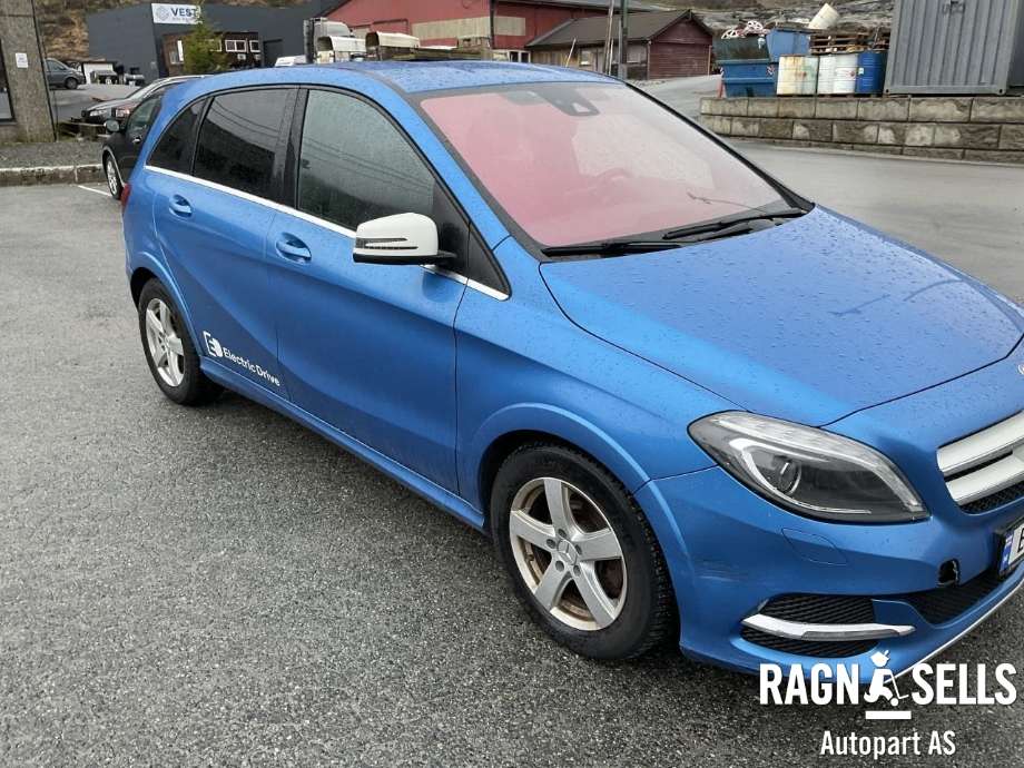 Mercedes B-Klasse, electric drive 2014-2018 (W242) (W242), Motorkode: EM0004, Girkassekode: 