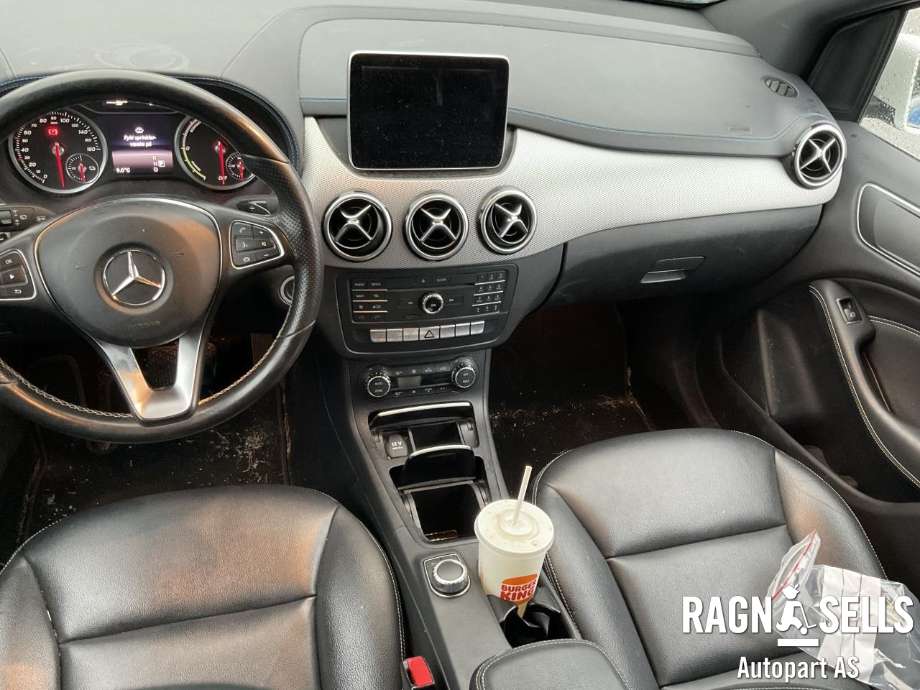 Mercedes B-Klasse, electric drive 2014-2018 (W242) (W242), Motorkode: EM0004, Girkassekode: 