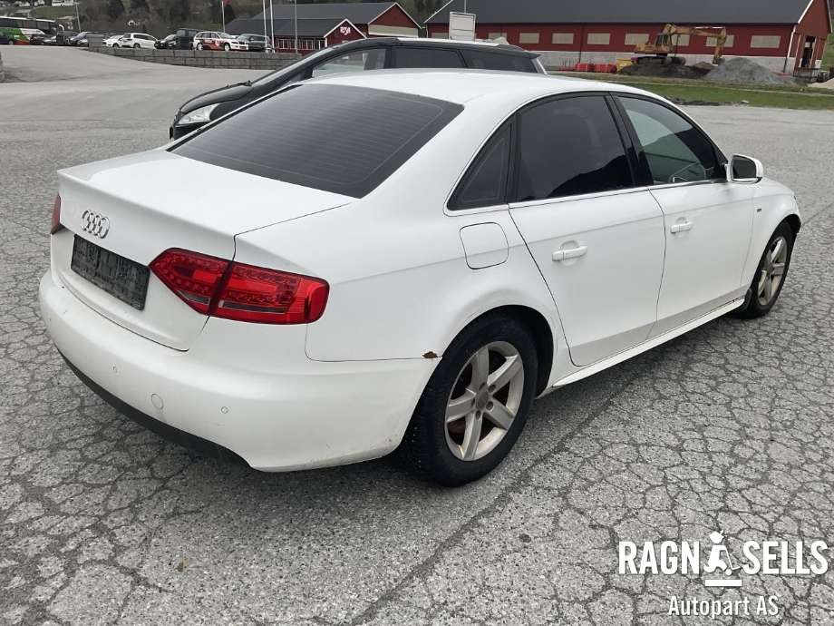Audi A4 2007-2014 (Type IV) (B8) (B8), Motorkode: CAG, Girkassekode: 0B1 300 027 L