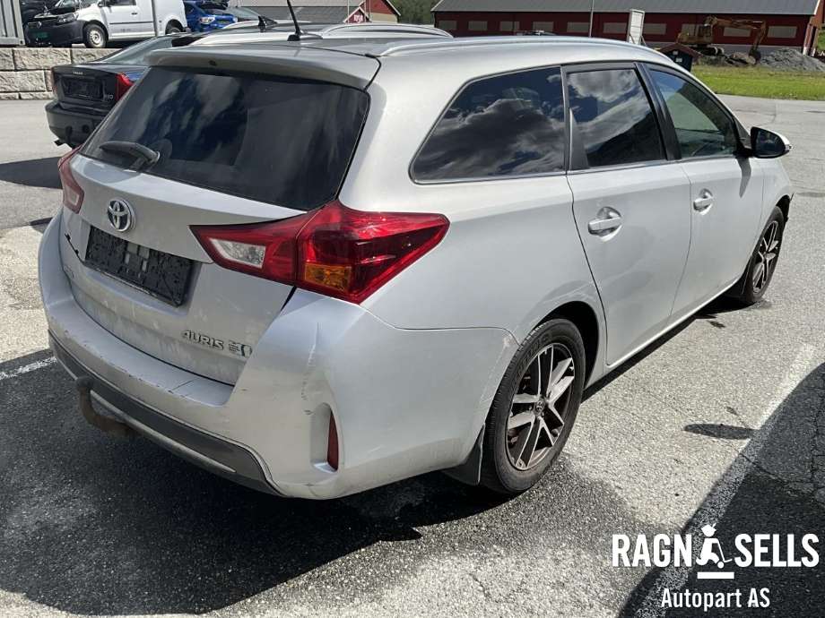 Toyota Auris 2013-2015 (Type II, Fase 1) , Motorkode: 2ZR-FXE, Girkassekode: