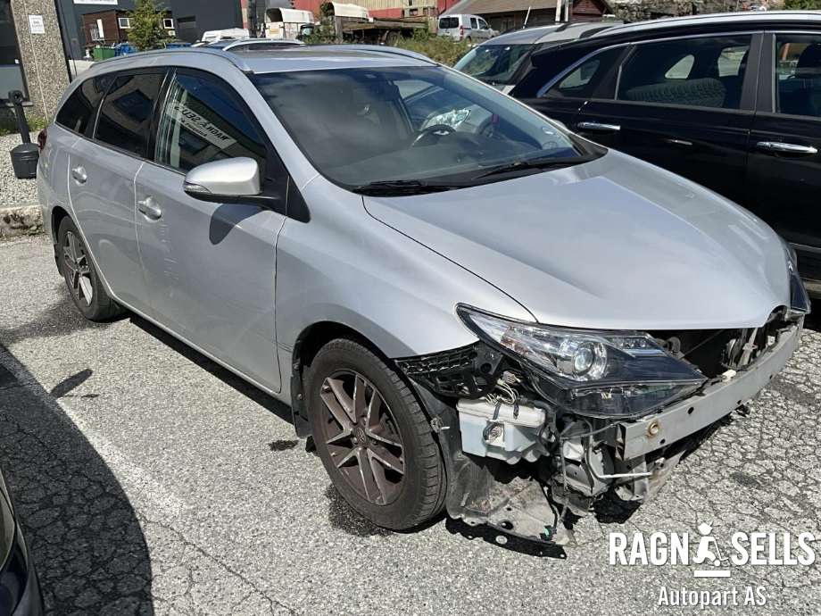 Toyota Auris 2013-2015 (Type II, Fase 1) , Motorkode: 2ZR-FXE, Girkassekode: