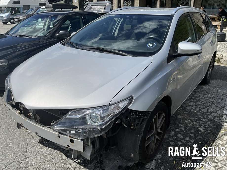 Toyota Auris 2013-2015 (Type II, Fase 1) , Motorkode: 2ZR-FXE, Girkassekode: