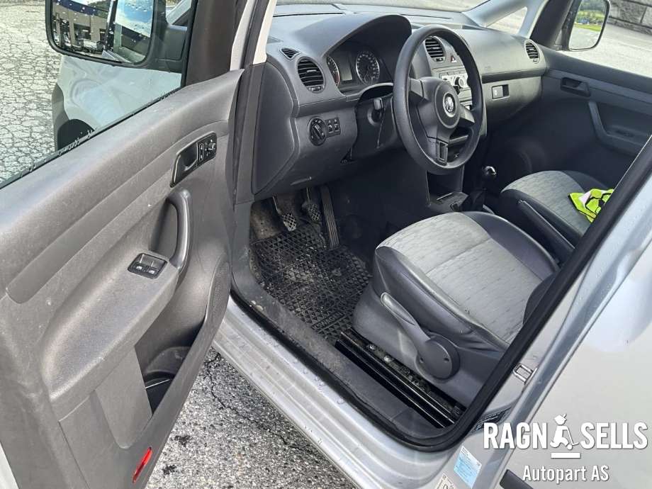 VW Caddy 2010-2015 (Type III, Fase 2) , Motorkode: CAY, Girkassekode: 