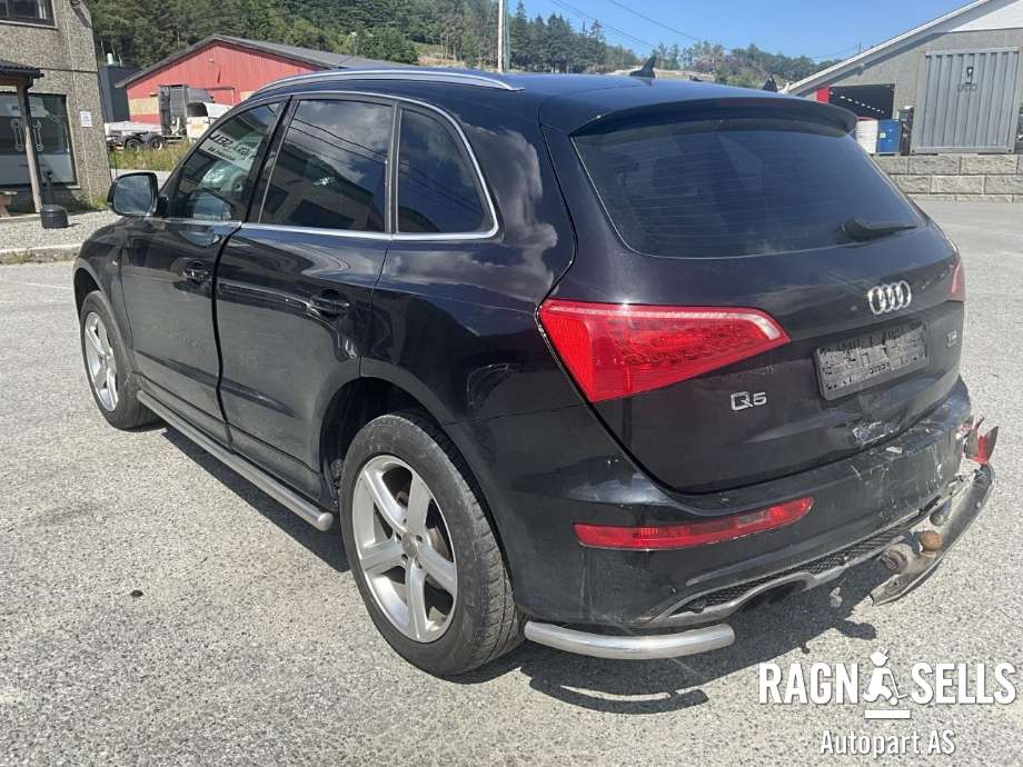 Audi Q5 2008-2012 (Type I, Fase 1) , Motorkode: CJCA, Girkassekode: 0B2 300 028 E