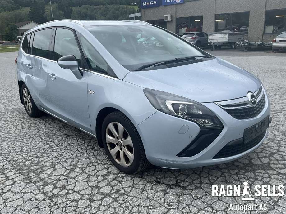 Opel Zafira Tourer 2012-2018 , Motorkode: B16DTH, Girkassekode: 55582881