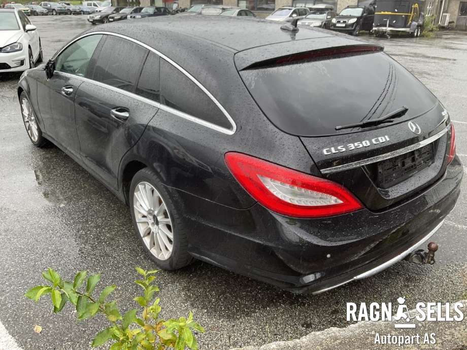 Mercedes CLS 2011-2017 (C218) (C218), Motorkode: 642858, Girkassekode: A 218 270 25 01
