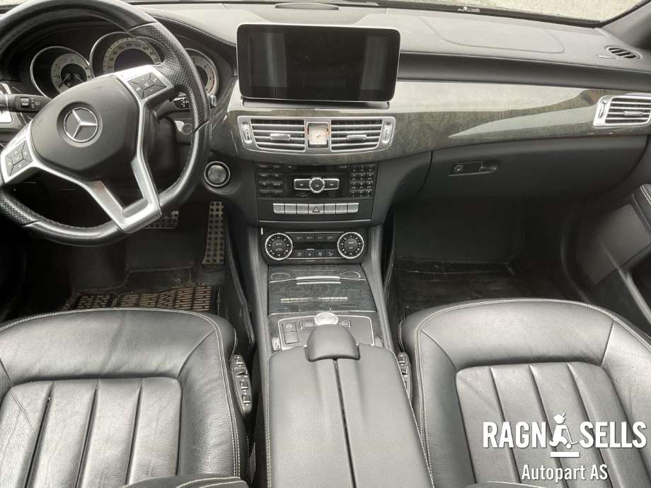 Mercedes CLS 2011-2017 (C218) (C218), Motorkode: 642858, Girkassekode: A 218 270 25 01