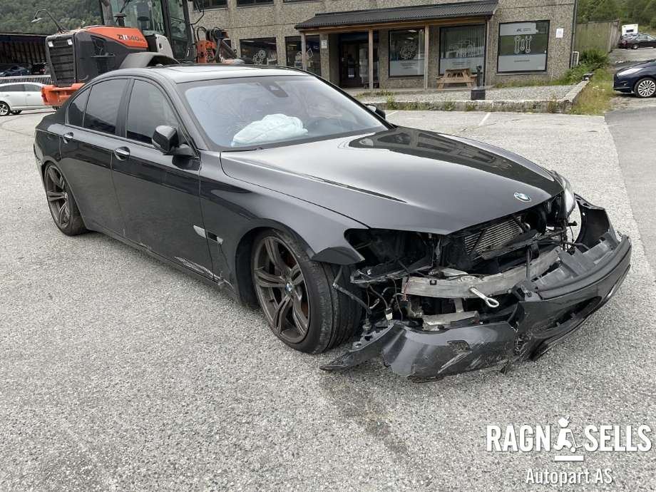BMW 7-Serie 2009-2015 (F01/F02/F03/F04) (F01/F02/F03/F04), Motorkode: N55B30A, Girkassekode: