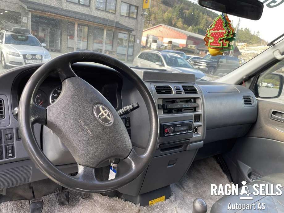 Toyota Hiace 2007-2012 (Fase 3) , Motorkode: 2KD-FTV, Girkassekode: 