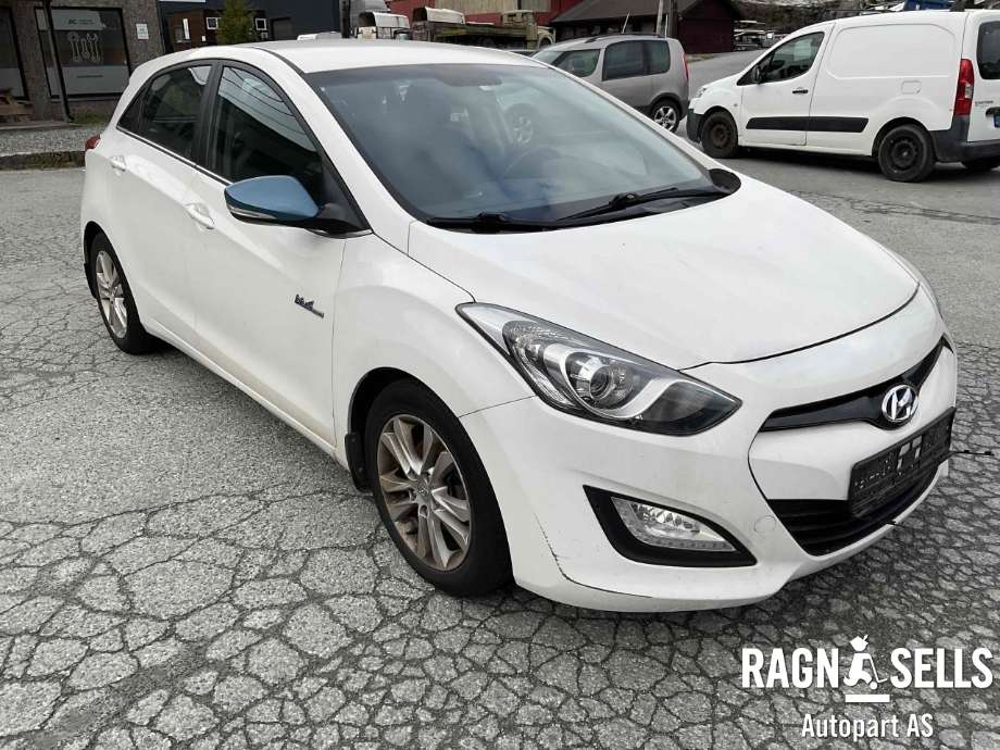 Hyundai i30 2012-2017 (Type II) , Motorkode: D4FB-5IL, Girkassekode: