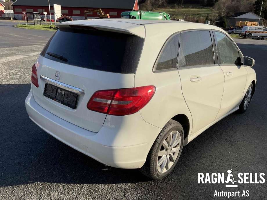 Mercedes B-Klasse 2011-2018 (W246) (W246), Motorkode: 651901, Girkassekode: 