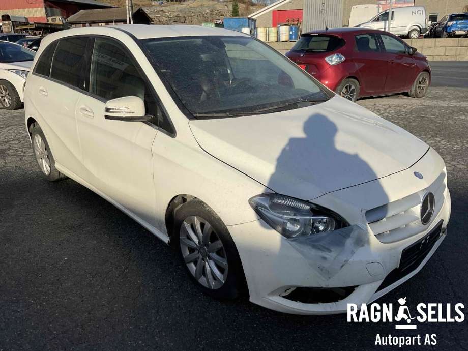 Mercedes B-Klasse 2011-2018 (W246) (W246), Motorkode: 651901, Girkassekode: 