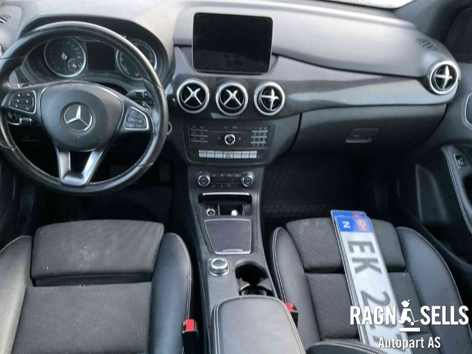 Mercedes B-Klasse, electric drive 2014-2018 (W242) (W242), Motorkode: EM0004, Girkassekode: 