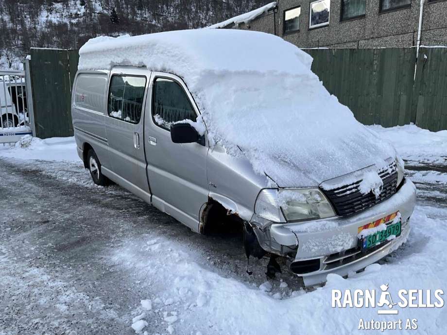 Toyota Hiace 2007-2012 (Fase 3) , Motorkode: 2KD-FTV, Girkassekode: