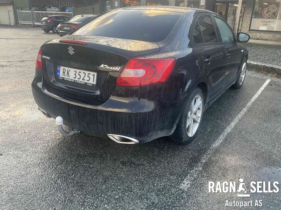 Suzuki Kizashi 2010-2014 , Motorkode: J24B, Girkassekode: