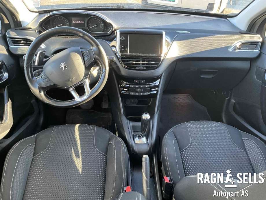 Peugeot 208 2012-2019 (Type I) , Motorkode: HM01, Girkassekode: