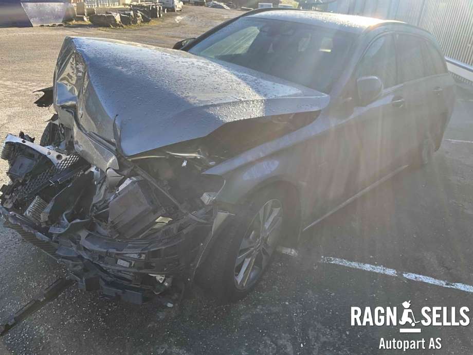 Mercedes C-Klasse 2014-2018 (Fase 1) (W205) (W205), Motorkode: 274920, Girkassekode: 