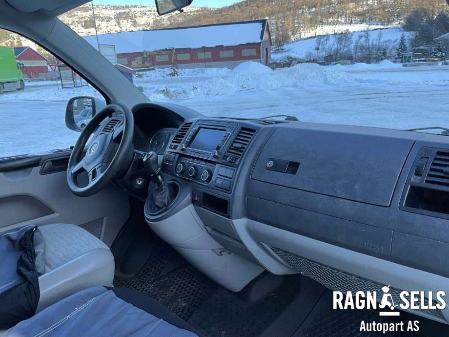 VW Transporter / Caravelle 2009-2015 (Fase 2) (T5) (T5), Motorkode: CAA, Girkassekode: 