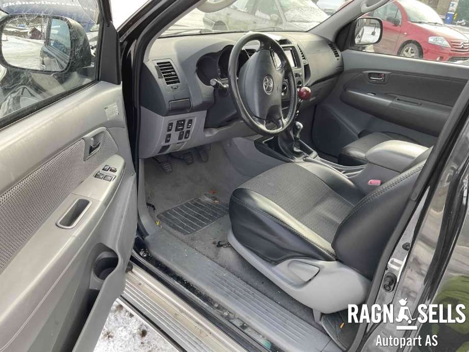 Toyota Hilux 2006-2011 , Motorkode: 2KD-FTV, Girkassekode: 