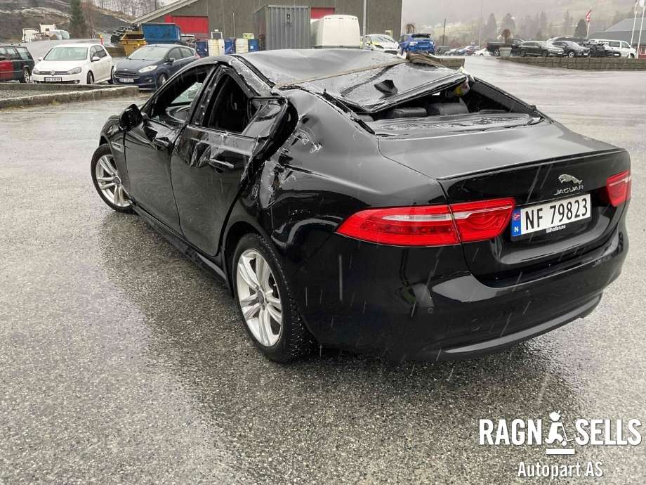 Jaguar XE 2015-->> , Motorkode: 204DTD, Girkassekode: 