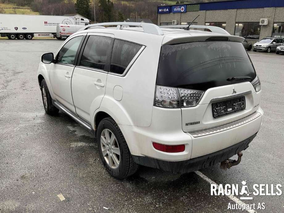 Mitsubishi Outlander 2010-2012 (Type II, Fase 2) , Motorkode: 4B11, Girkassekode: 
