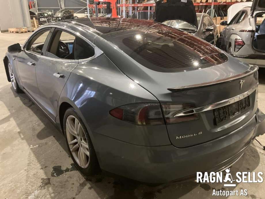 Tesla Model S 2013-2016 (Fase 1) delebil , Motorkode: L1S, Girkassekode: 