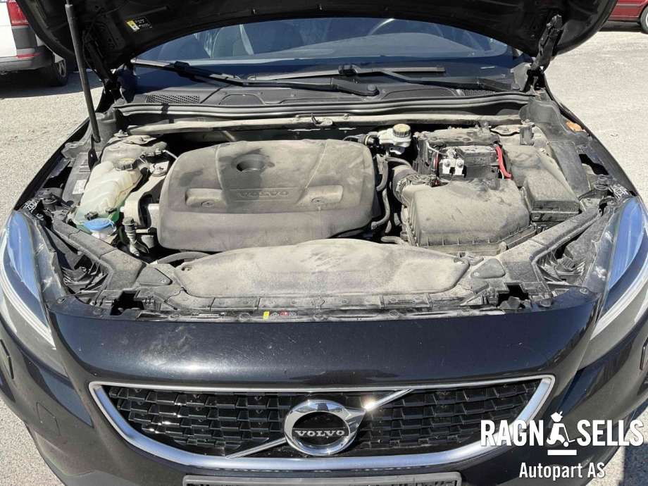Volvo V40 2012-2019 , Motorkode: B4204T38, Girkassekode: 