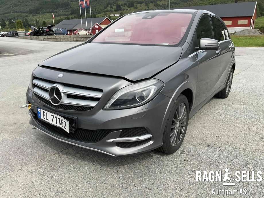 Mercedes B-Klasse, 2011-2018 (W246) (W246) delebil , Motorkode: EM0004