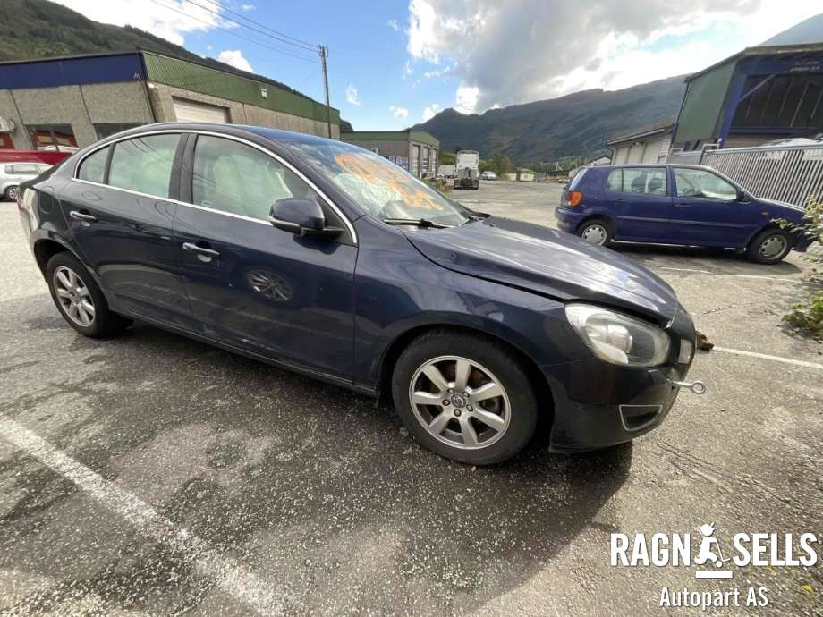 Volvo S60 2010-2014 (Type II, Fase 1) , Motorkode: , Girkassekode: 