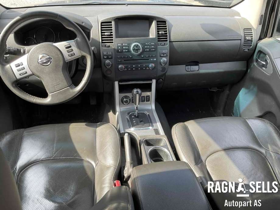 Nissan Navara 2010-2015 (Fase 2) (D40) (D40), Motorkode: V9X, Girkassekode: