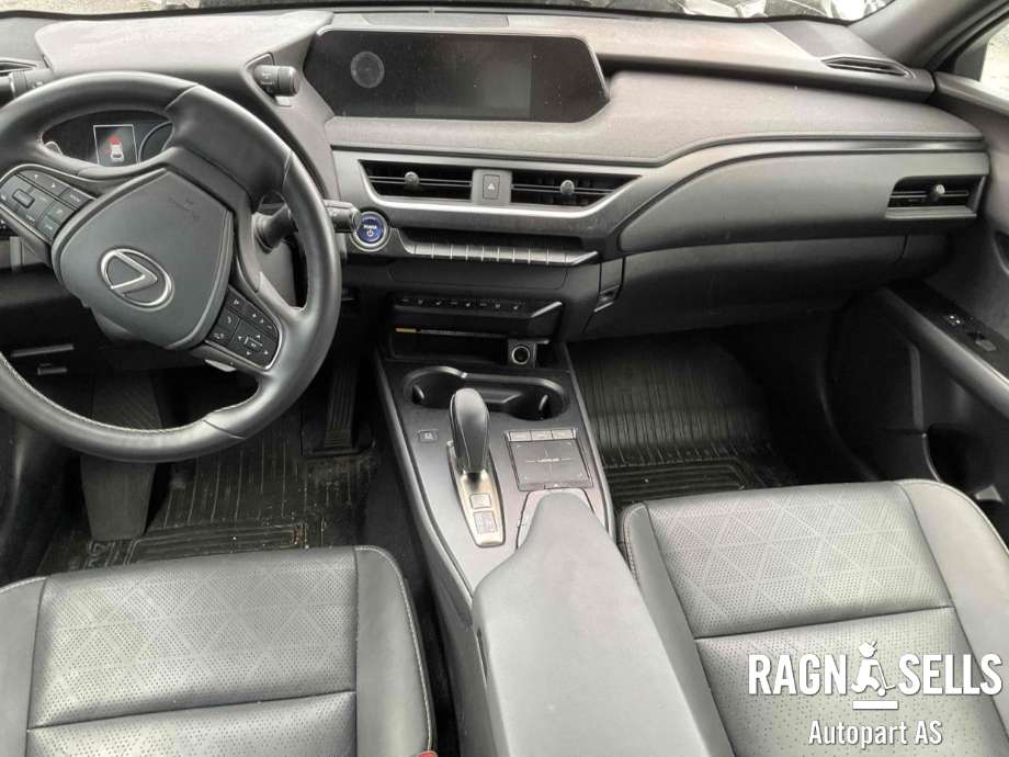 Lexus UX 2018-->> , Motorkode: 4KM, Girkassekode: 