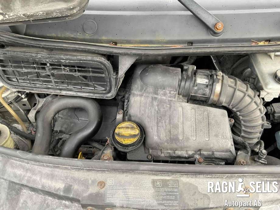 Opel Vivaro A 2006-2014 , Motorkode: M9R F6, Girkassekode: 