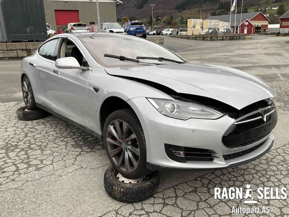 Tesla Model S 2013-2016 (Fase 1) , Motorkode: L1S, Girkassekode: 