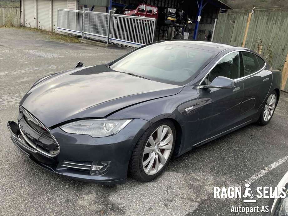 Tesla Model S 2013-2016 (Fase 1) , Motorkode: L2S, Girkassekode: 