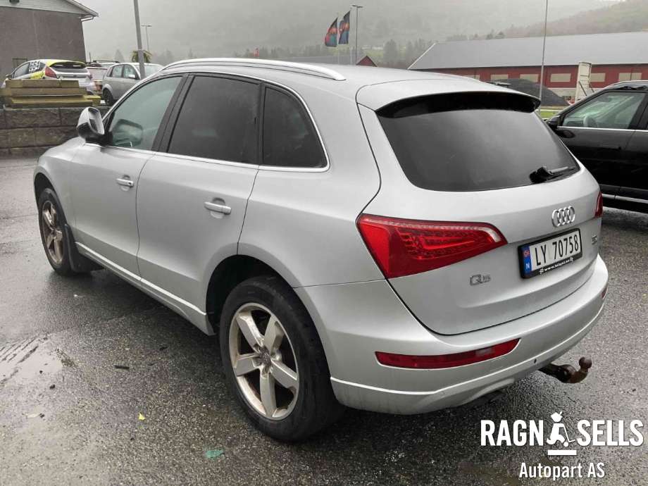 Audi Q5, 2008-2012 (Type I, Fase 1)  delebil , Motorkode: CGL
