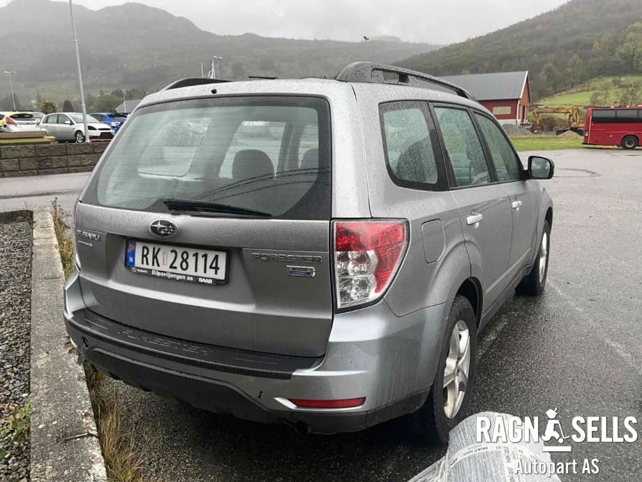 Subaru Forester 2008-2013 (Type III) , Motorkode: EE20, Girkassekode: