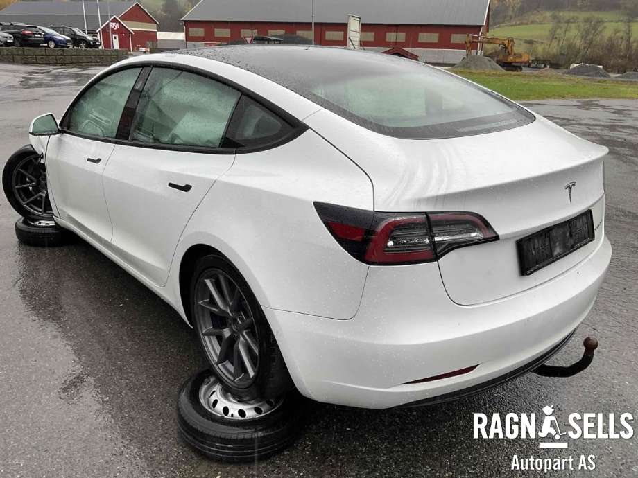 Tesla Model 3, 2018-2023 (Fase 1)  delebil , Motorkode: 3D3|3D5