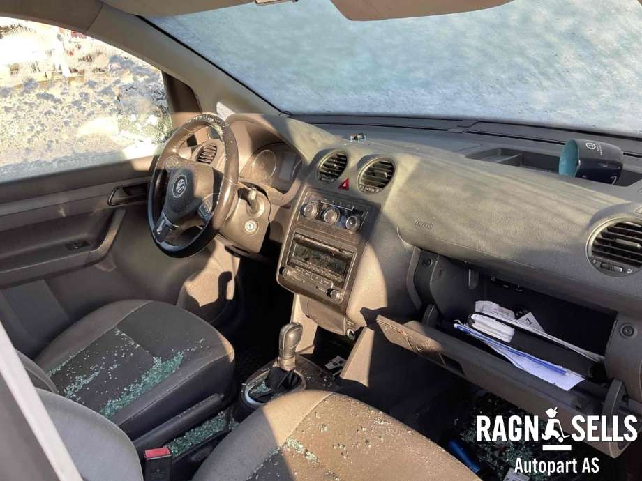 VW Caddy 2010-2015 (Type III, Fase 2) , Motorkode: CAY, Girkassekode: 