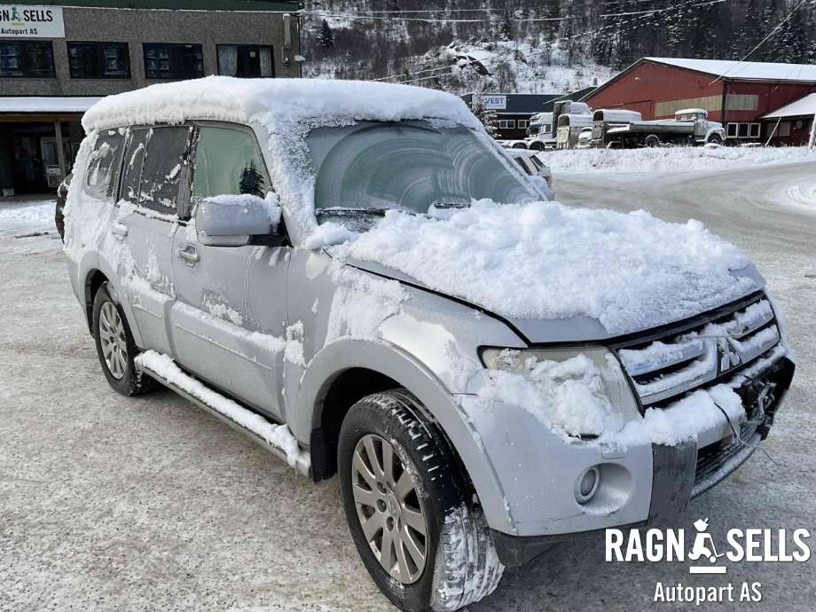 Mitsubishi Pajero 2007-2016 (Type IV, Fase 1) delebil , Motorkode: , Girkassekode: