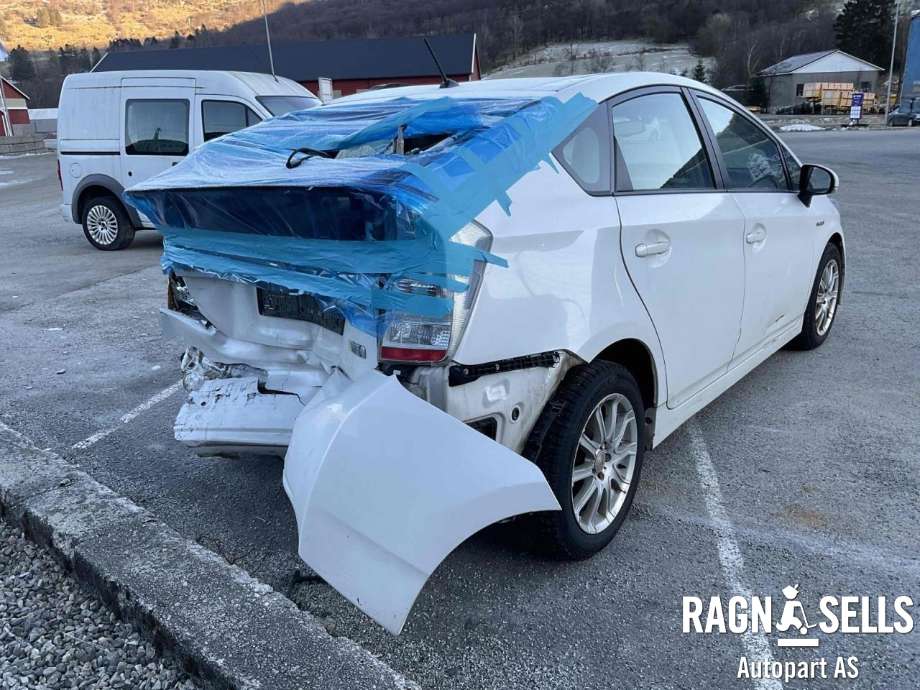 Toyota Prius 2009-2016 (Type III) (COMBI) (COMBI), Motorkode: , Girkassekode: 