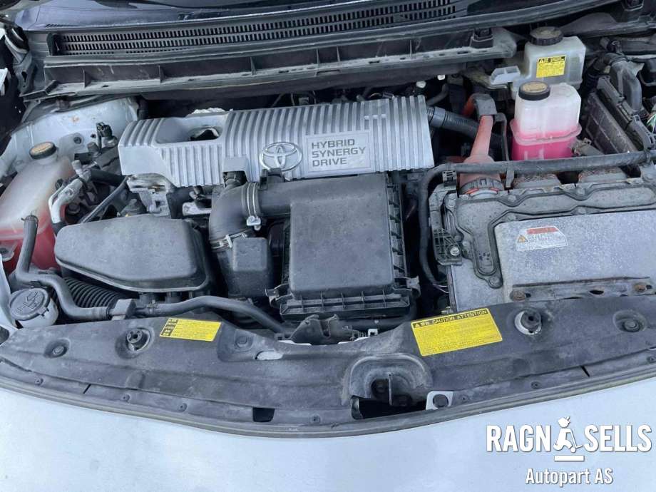 Toyota Prius 2009-2016 (Type III) (COMBI) (COMBI), Motorkode: , Girkassekode: 