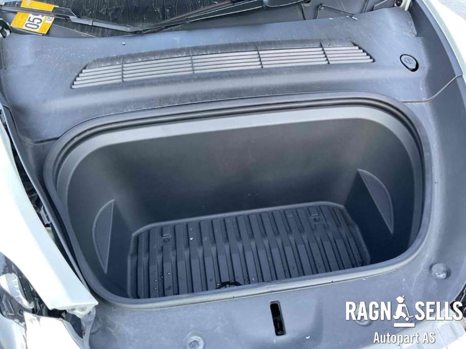 Tesla Model Y 2021-2024 (Type I) , Motorkode: 3D3|4D3, Girkassekode: 