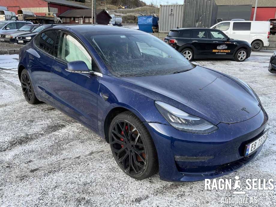 Tesla Model 3 2018-2023 (Fase 1) , Motorkode: 3D3|3D1, Girkassekode: 