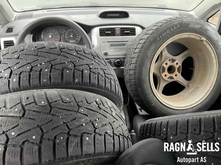 Suzuki Liana 2004-2010 (Fase 2) , Motorkode: M16A, Girkassekode: